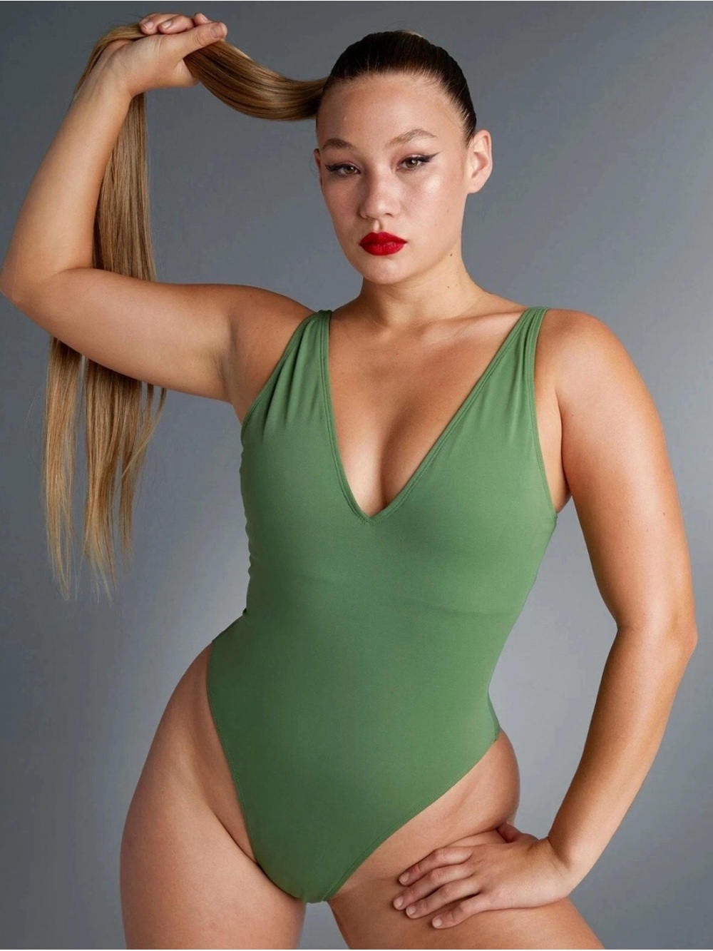 NWTs TA3 High Cut Plungy Army Green Shaping Swimwear - Size Small regular/Long